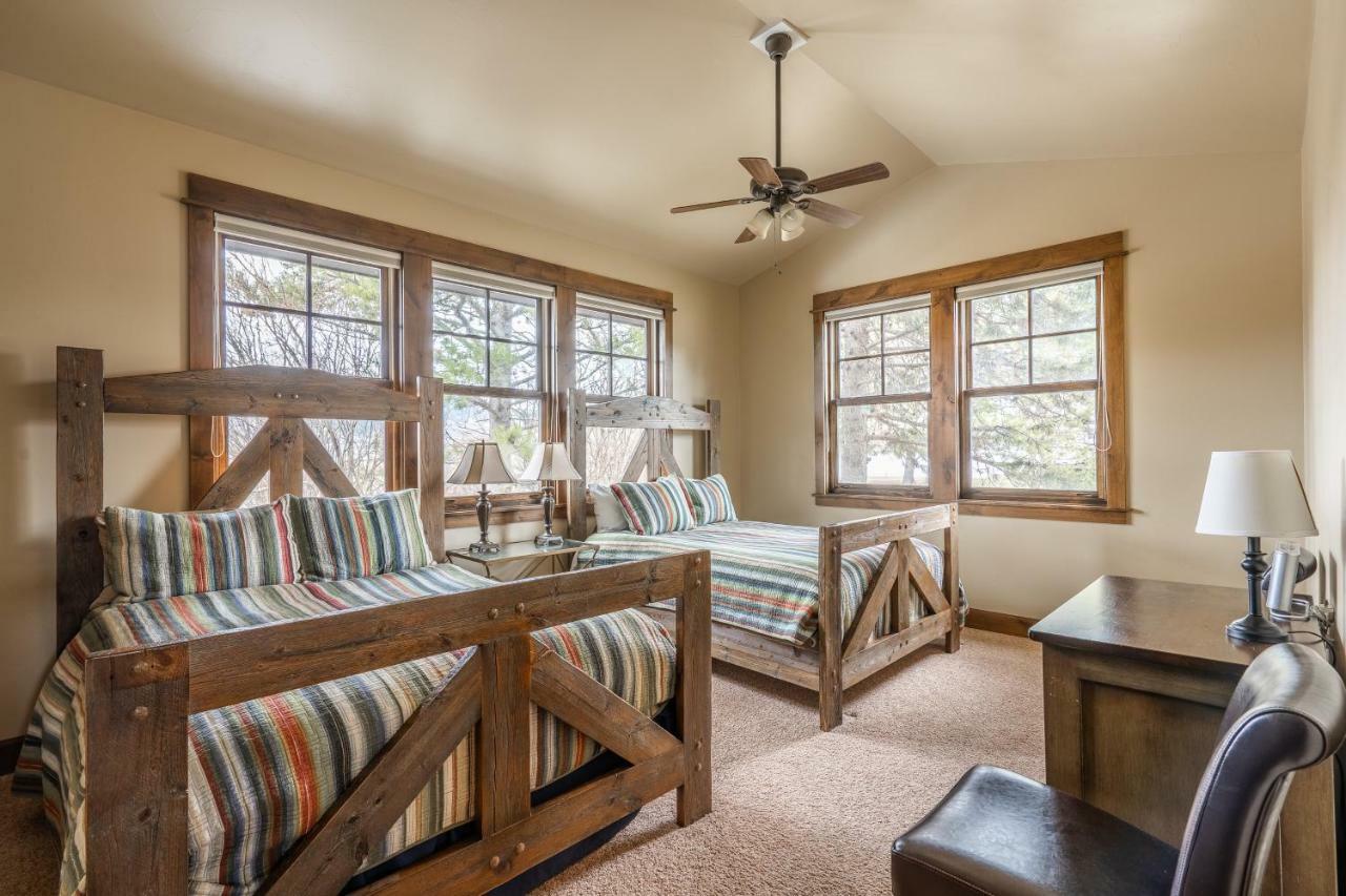 Rainbow Point Sabo Cabin West Yellowstone Exterior foto